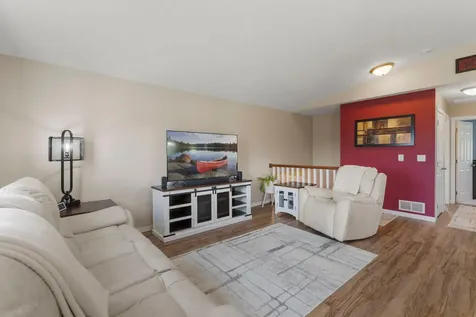 48089 Autumn Court Stanchfield MN 55080