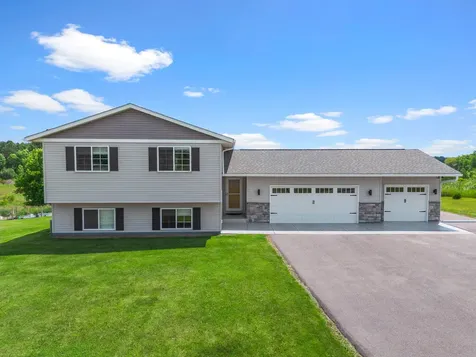 48089 Autumn Court Stanchfield MN 55080