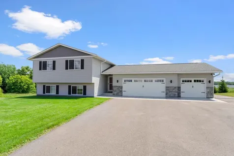 48089 Autumn Court Stanchfield MN 55080