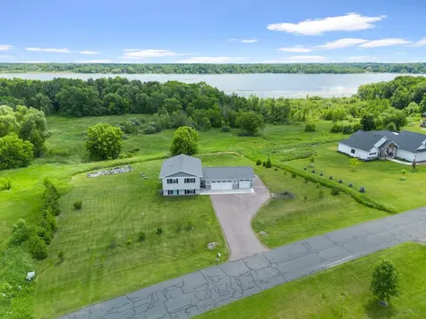 48089 Autumn Court Stanchfield MN 55080