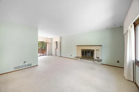 3830 Idaho Avenue N Crystal MN 55427