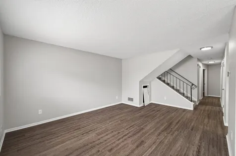 924 9th Avenue SE Minneapolis MN 55414