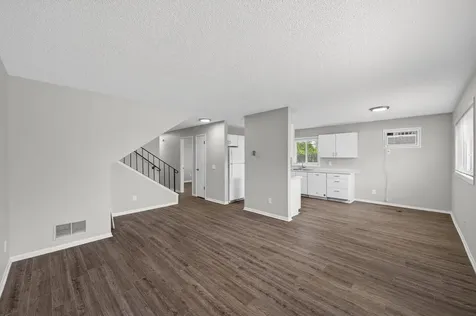 924 9th Avenue SE Minneapolis MN 55414