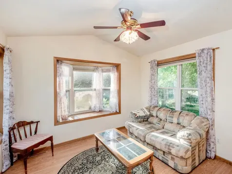 2144 Albemarle Court N Roseville MN 55113