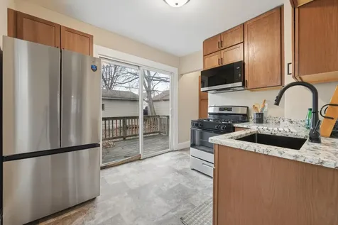 2811 Dupont Avenue N Minneapolis MN 55411