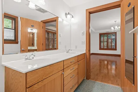 80 Western Avenue N Saint Paul MN 55102