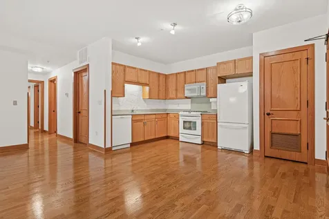 80 Western Avenue N Saint Paul MN 55102