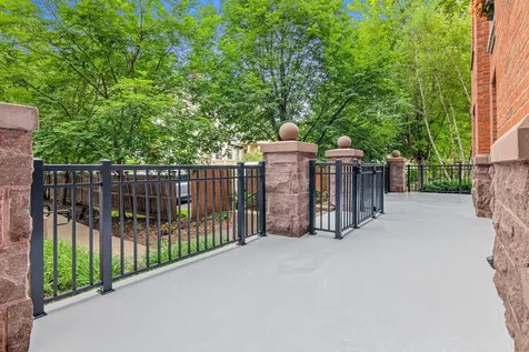 80 Western Avenue N Saint Paul MN 55102