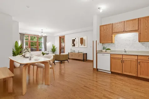 80 Western Avenue N Saint Paul MN 55102