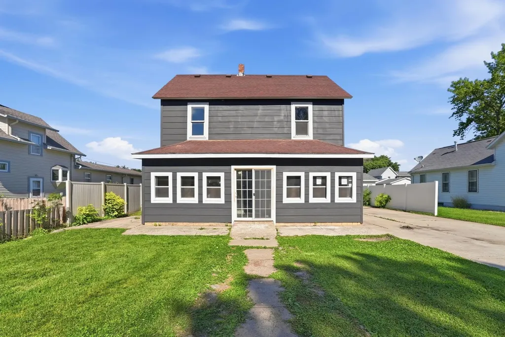 406 12th Street S Benson MN 56215