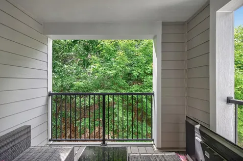 6167 Chasewood Parkway Minnetonka MN 55343