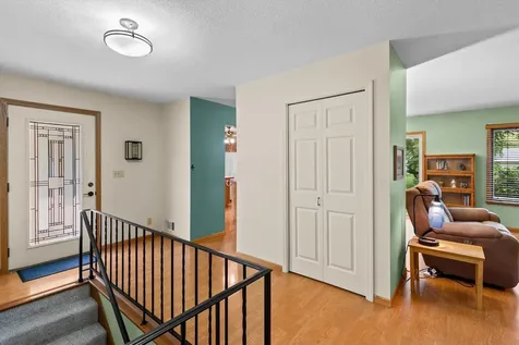 917 Arbogast Street Shoreview MN 55126