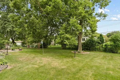 917 Arbogast Street Shoreview MN 55126