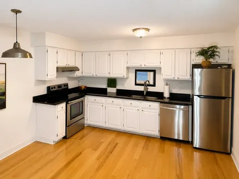3568 Cloman Way E Inver Grove Heights MN 55076