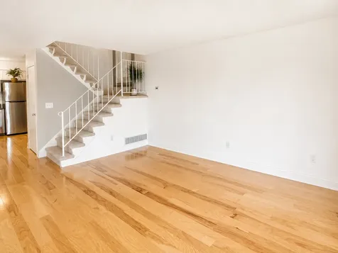 3568 Cloman Way E Inver Grove Heights MN 55076