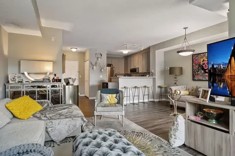 660 N 2nd Street Minneapolis MN 55401