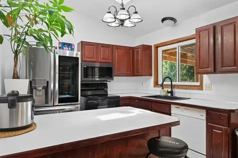 6709 Brunswick Avenue N Brooklyn Park MN 55429