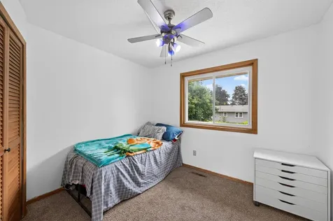 6709 Brunswick Avenue N Brooklyn Park MN 55429