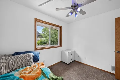 6709 Brunswick Avenue N Brooklyn Park MN 55429