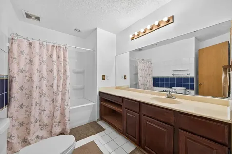 6709 Brunswick Avenue N Brooklyn Park MN 55429