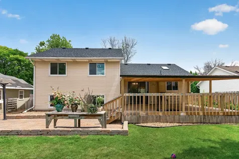 6709 Brunswick Avenue N Brooklyn Park MN 55429