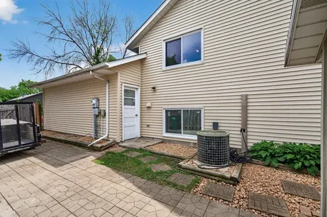 6709 Brunswick Avenue N Brooklyn Park MN 55429