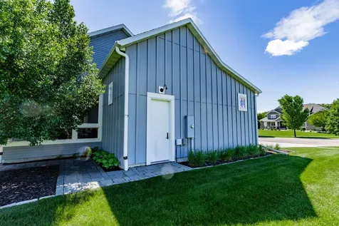 2791 Samuel Drive S Fargo ND 58104