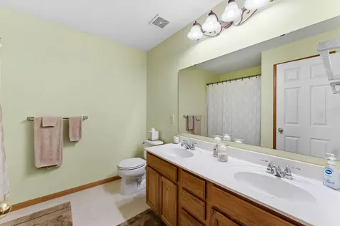 6738 158th Street W Apple Valley MN 55124
