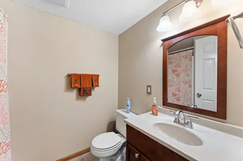 6738 158th Street W Apple Valley MN 55124