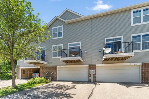 6738 158th Street W Apple Valley MN 55124