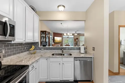 6738 158th Street W Apple Valley MN 55124