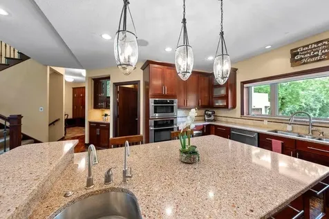 14708 Woodhaven Road Minnetonka MN 55345