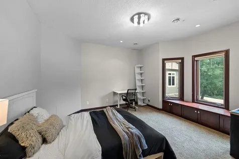 14708 Woodhaven Road Minnetonka MN 55345