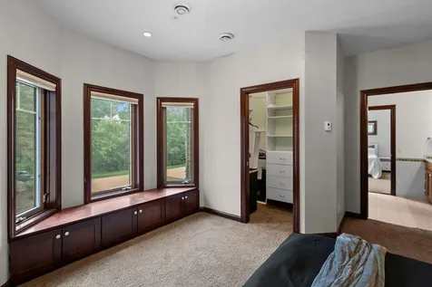 14708 Woodhaven Road Minnetonka MN 55345