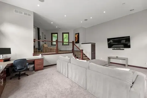 14708 Woodhaven Road Minnetonka MN 55345