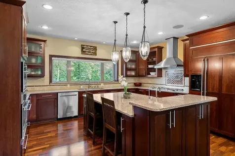 14708 Woodhaven Road Minnetonka MN 55345