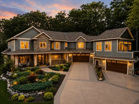 14708 Woodhaven Road Minnetonka MN 55345
