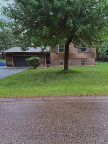 2288 Phylis Court E Maplewood MN 55119
