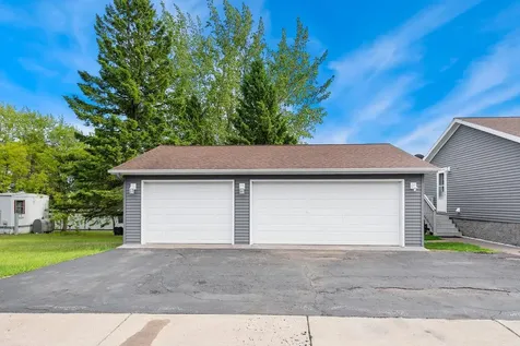 2 Barker Drive Duluth MN 55808