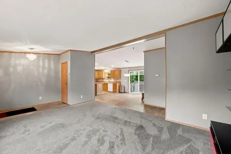 2 Barker Drive Duluth MN 55808
