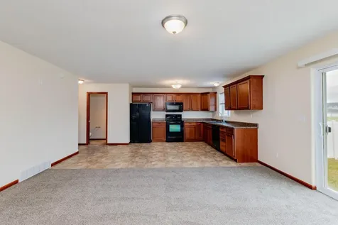 4276 Estate Drive S Fargo ND 58104