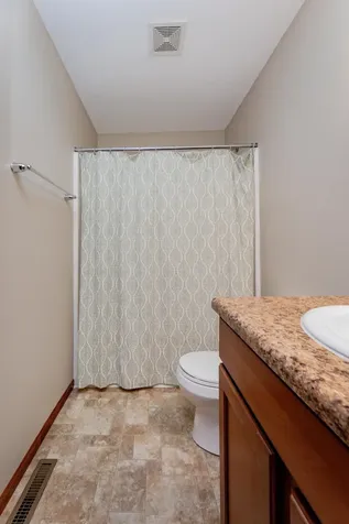 4276 Estate Drive S Fargo ND 58104
