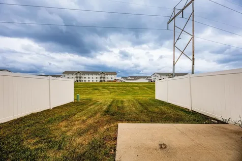 4276 Estate Drive S Fargo ND 58104