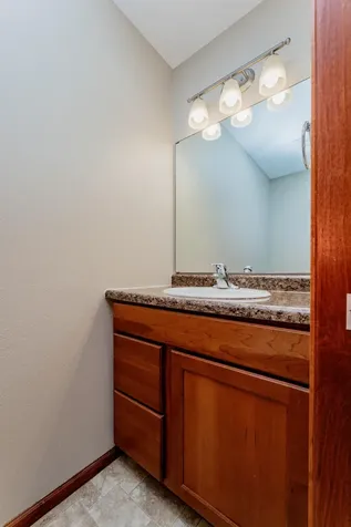4276 Estate Drive S Fargo ND 58104
