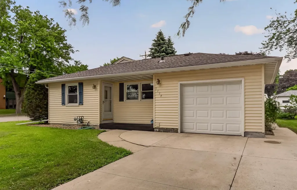 1114 13th Avenue NW Rochester MN 55901