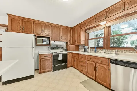 1114 13th Avenue NW Rochester MN 55901
