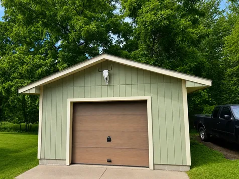 21 N Beaver Lake Road New Richland MN 56072