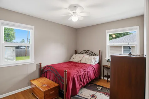 6738 Knoll Street N Golden Valley MN 55427