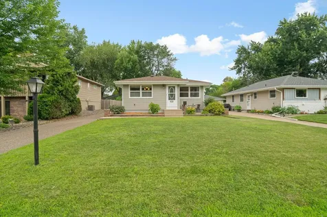 6738 Knoll Street N Golden Valley MN 55427