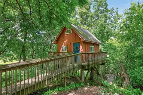 50 Sunny Side Lane Sunfish Lake MN 55118